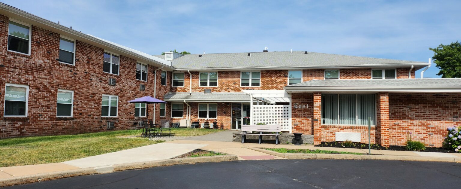Advanced living communities